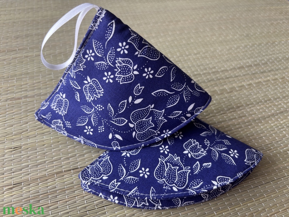Edényfogó - kékfestő - otthon & életmód - konyhafelszerelés, tálalás - konyhai textil - edényfogó & edényfedő - Meska.hu Edényfogó - kékfestő - otthon & életmód - konyhafelszerelés, tálalás - konyhai textil - edényfogó & edényfedő - Meska.hu