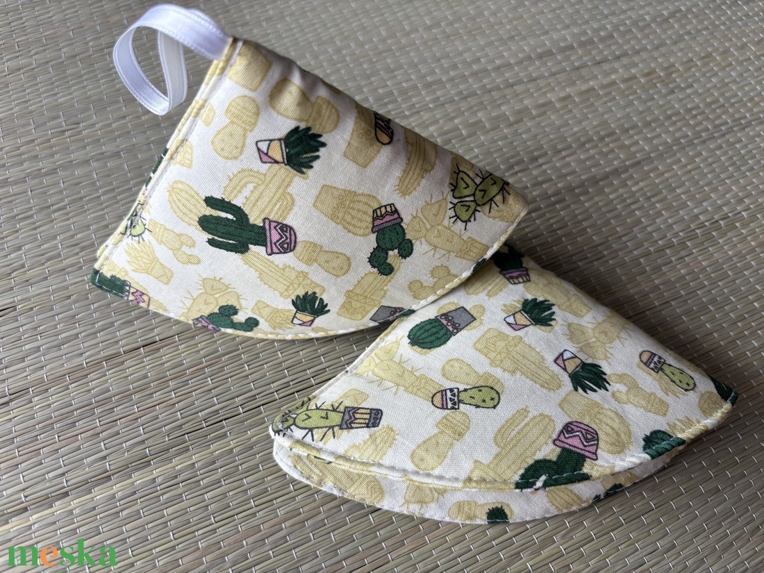 Edényfogó - kaktusz - otthon & életmód - konyhafelszerelés, tálalás - konyhai textil - edényfogó & edényfedő - Meska.hu Edényfogó - kaktusz - otthon & életmód - konyhafelszerelés, tálalás - konyhai textil - edényfogó & edényfedő - Meska.hu