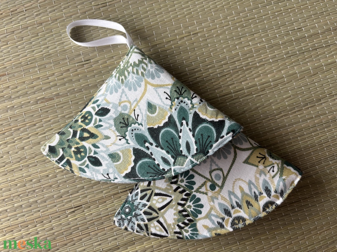 Edényfogó - zöld mandala - otthon & életmód - konyhafelszerelés, tálalás - konyhai textil - edényfogó & edényfedő - Meska.hu Edényfogó - zöld mandala - otthon & életmód - konyhafelszerelés, tálalás - konyhai textil - edényfogó & edényfedő - Meska.hu