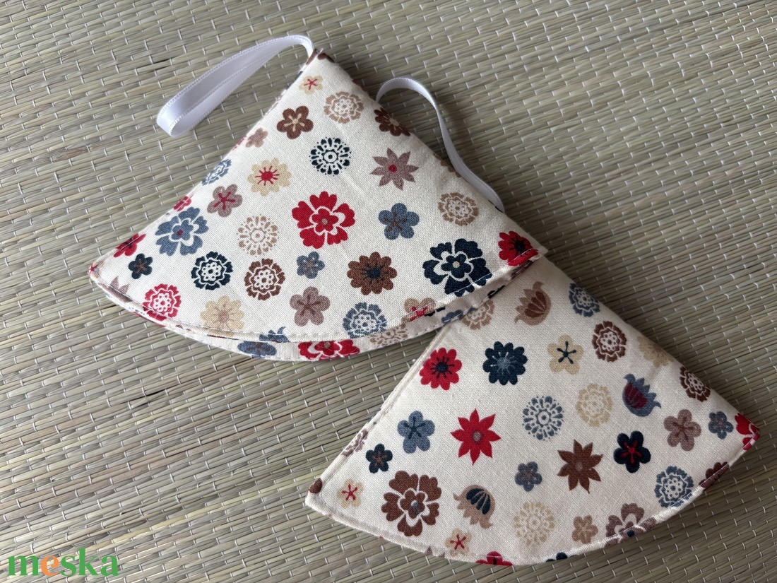 Edényfogó - őszi virágos - otthon & életmód - konyhafelszerelés, tálalás - konyhai textil - edényfogó & edényfedő - Meska.hu Edényfogó - őszi virágos - otthon & életmód - konyhafelszerelés, tálalás - konyhai textil - edényfogó & edényfedő - Meska.hu