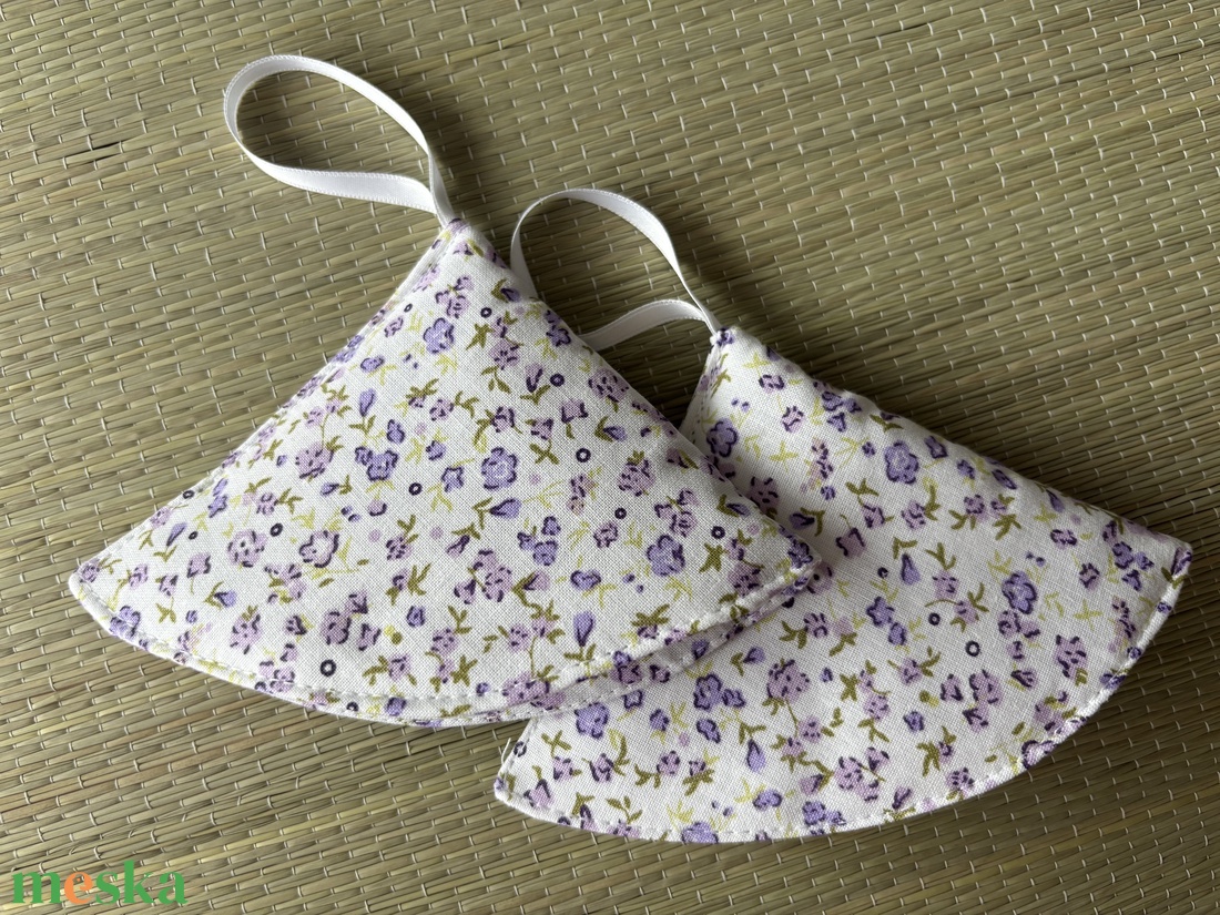 Edényfogó- lila virágos - otthon & életmód - konyhafelszerelés, tálalás - konyhai textil - edényfogó & edényfedő - Meska.hu Edényfogó- lila virágos - otthon & életmód - konyhafelszerelés, tálalás - konyhai textil - edényfogó & edényfedő - Meska.hu