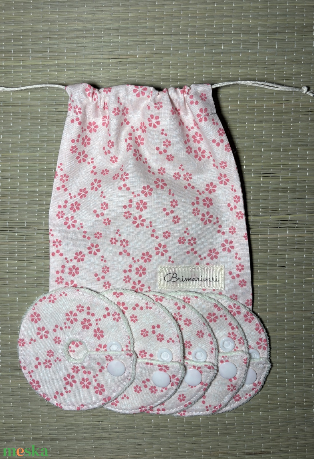 Mic-key button gyomorszondához alátét / g-tube covers rózsaszín virágok - szépségápolás - egészségmegőrzési kellékek - Meska.hu