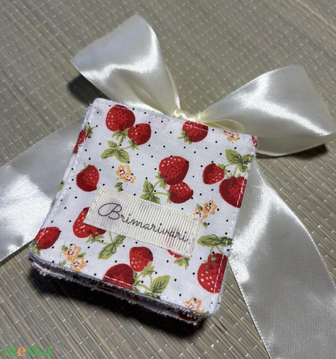 Arctisztító párna - epres - szépségápolás - arcápolás - arctisztító korong - Meska.hu