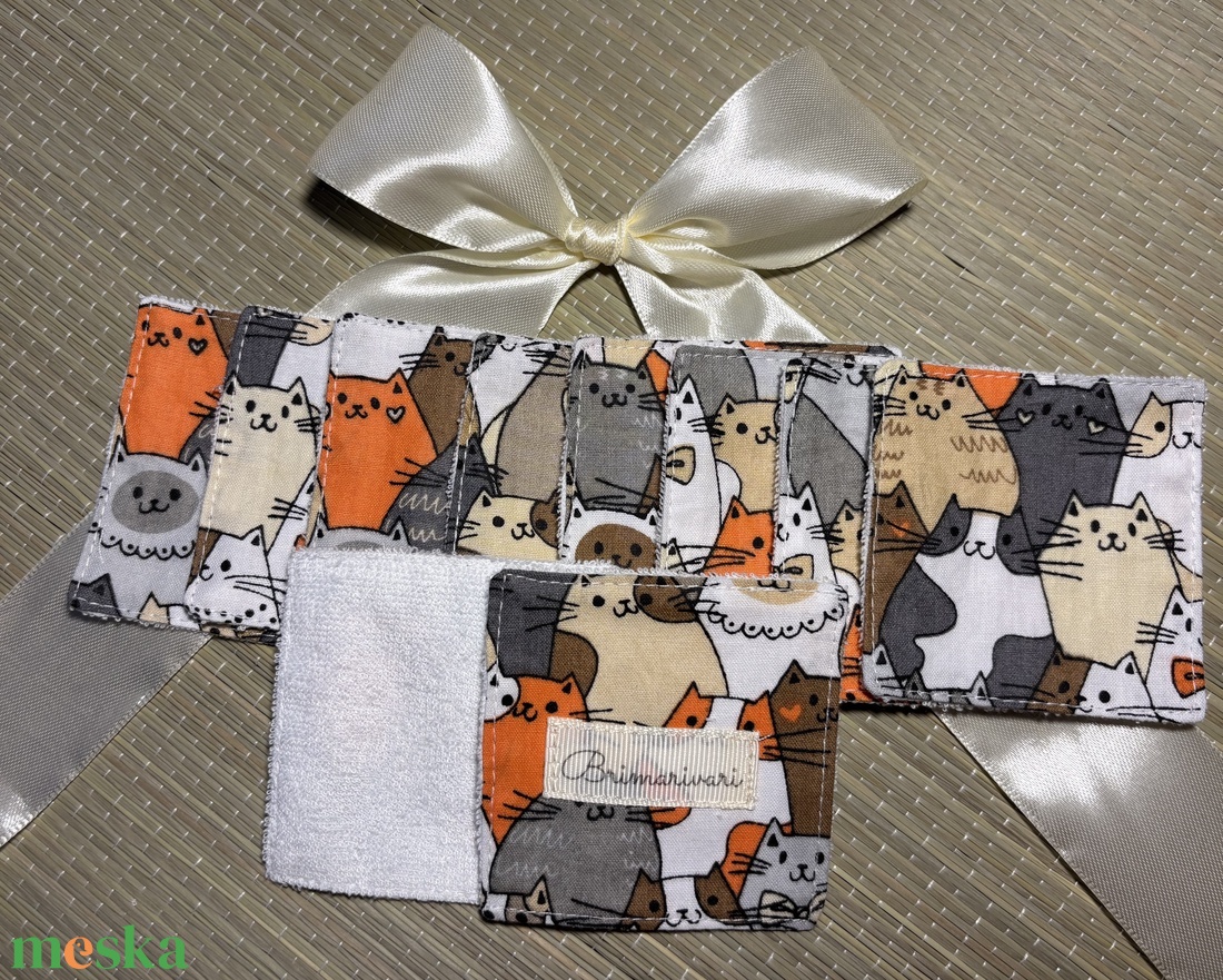 Arctisztító párna -barna cicás - szépségápolás - arcápolás - arctisztító korong - Meska.hu