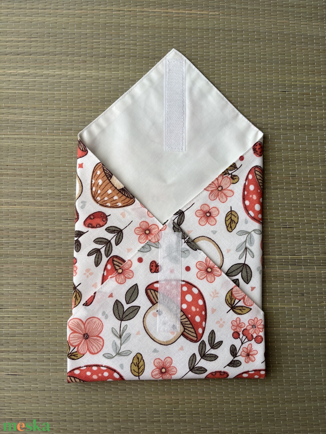 Gombás  újraszalvéta - táska & tok - uzsonna- & ebéd tartó - szendvics csomagoló - Meska.hu