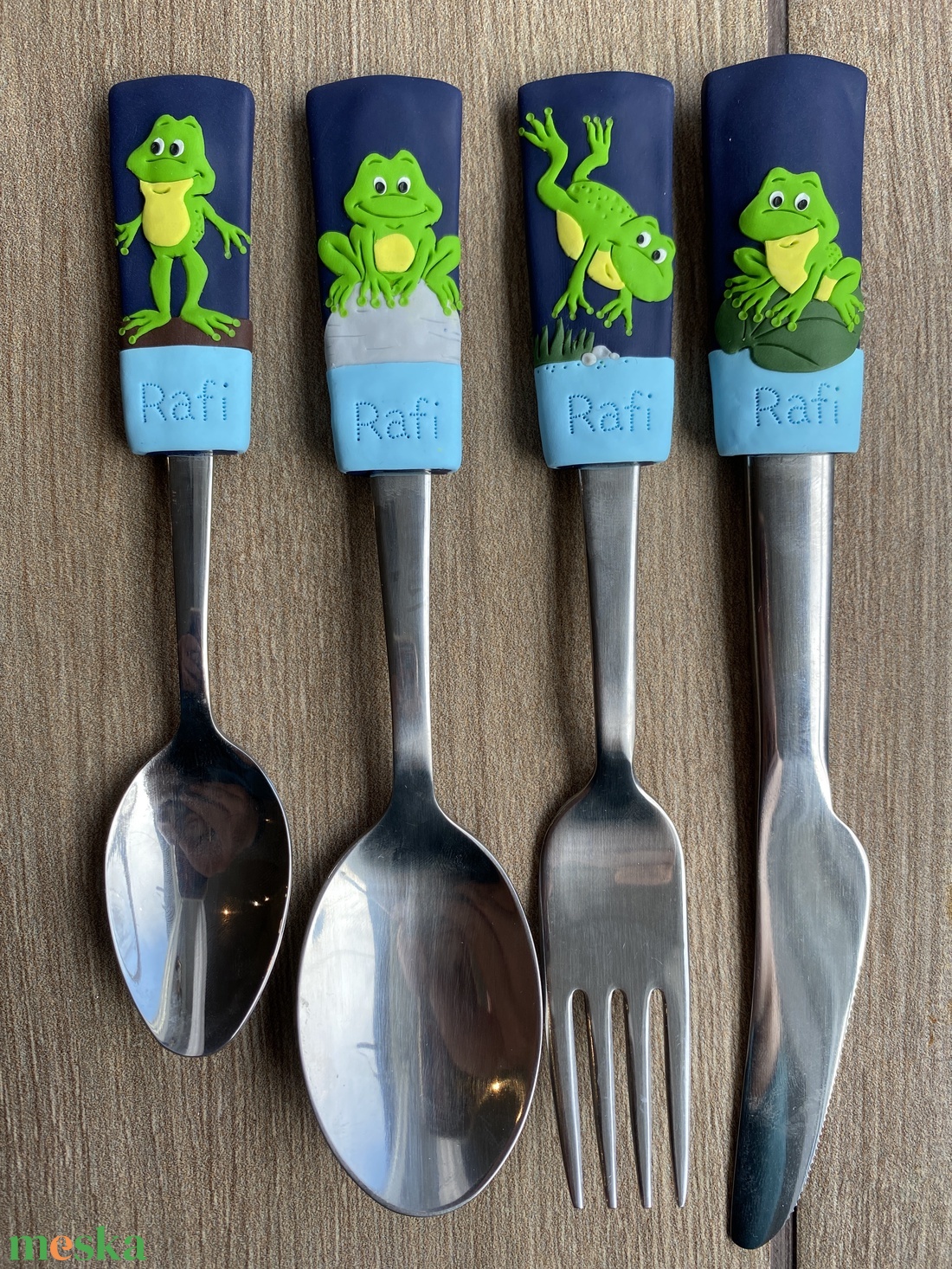 gyermek méretű evőeszköz készlet - béka - otthon & életmód - konyhafelszerelés, tálalás - tálalás - kanál & villa - Meska.hu