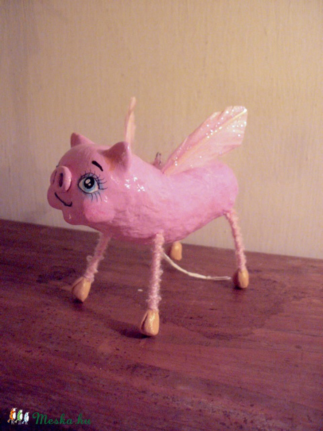 Szárnyas malac - kilógatós papírmasé figura -  - Meska.hu