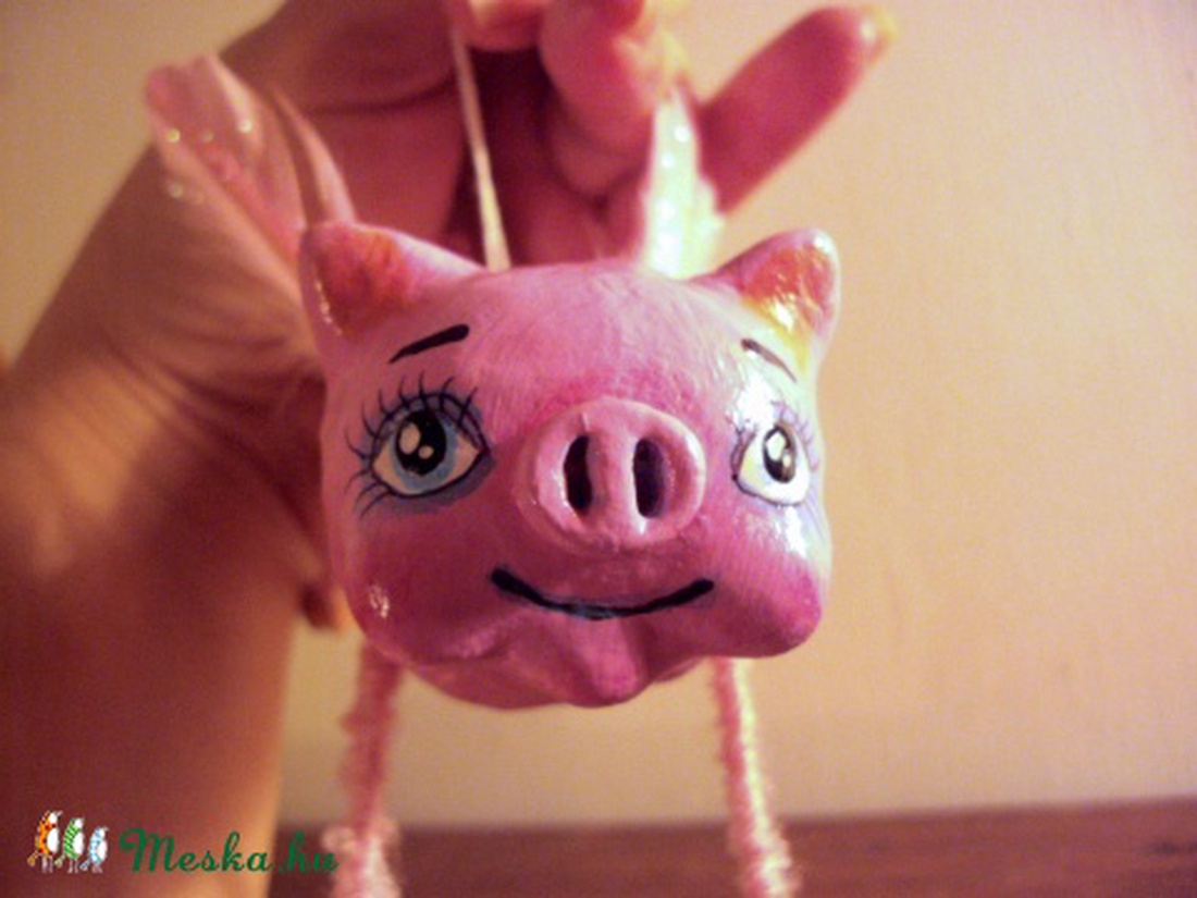 Szárnyas malac - kilógatós papírmasé figura -  - Meska.hu