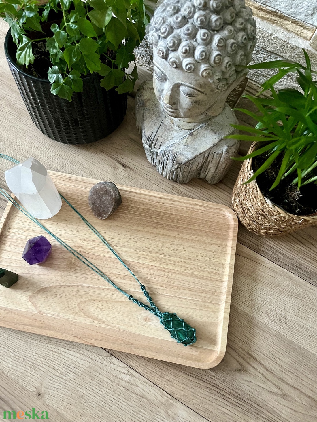 Malachit amulett makraméba foglalva - ékszer - nyaklánc - hosszú nyaklánc - Meska.hu