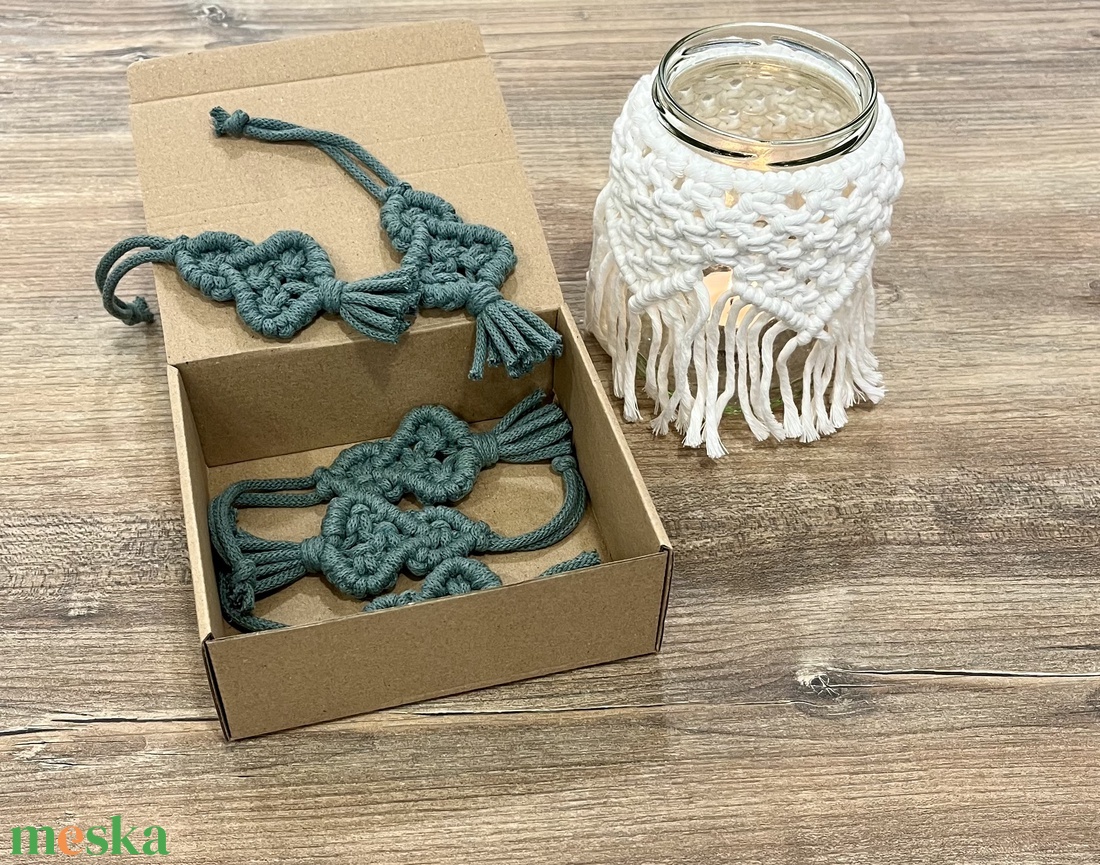 Makramé mécsestartó - karácsony - karácsonyi lakásdekoráció - karácsonyi lakásdíszek - Meska.hu