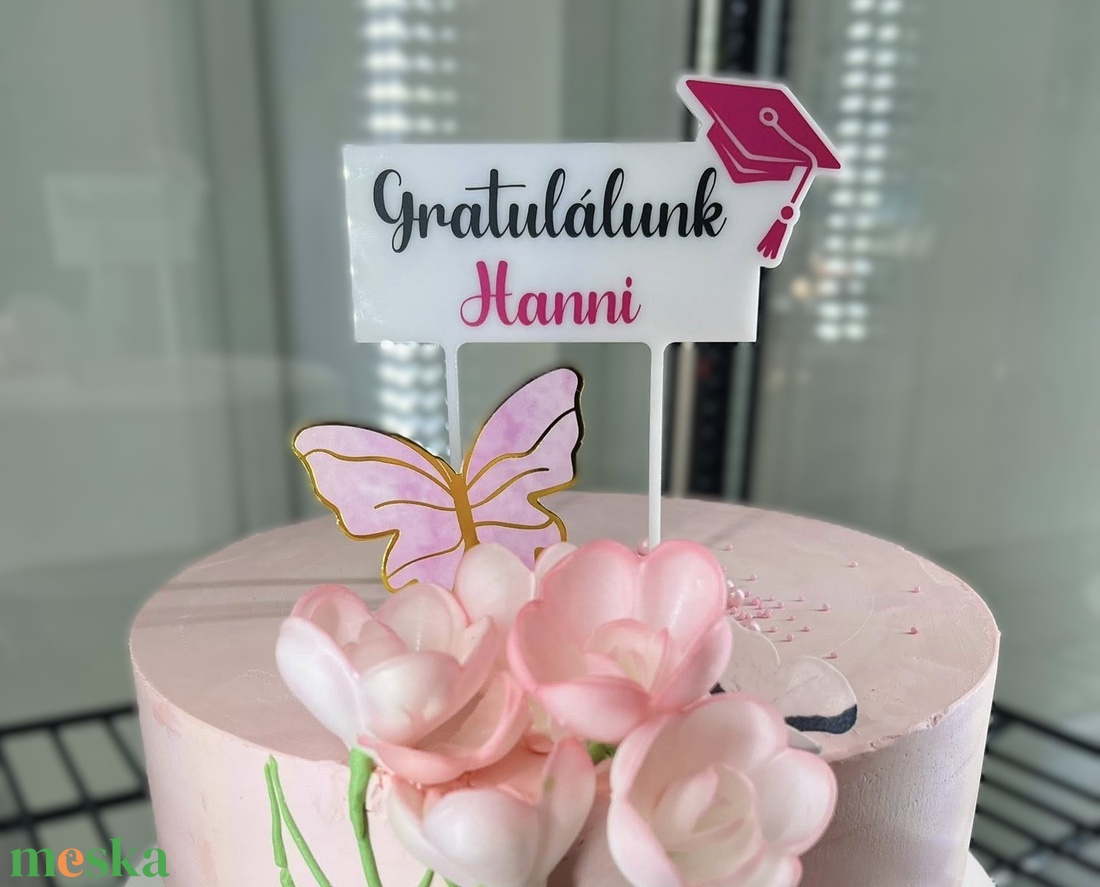 Plexi tortabeszúró - ballagásra - otthon & életmód - konyhafelszerelés, tálalás - sütés, főzés - sütidísz - Meska.hu