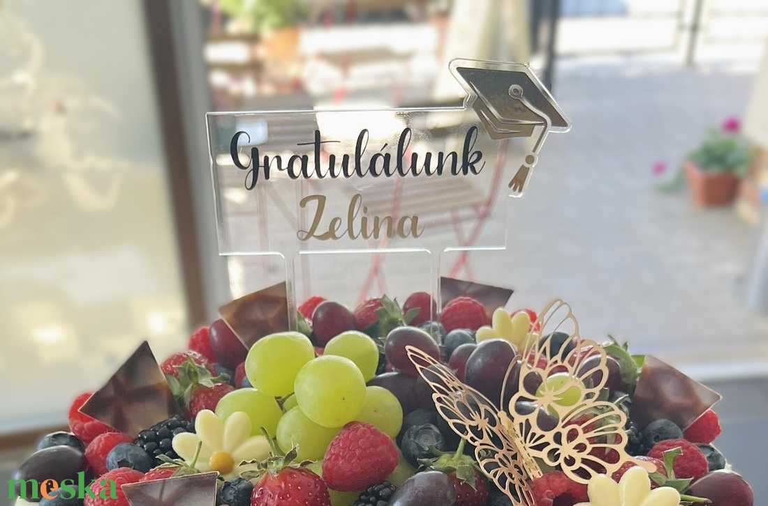 Plexi tortabeszúró - ballagásra - otthon & életmód - konyhafelszerelés, tálalás - sütés, főzés - sütidísz - Meska.hu