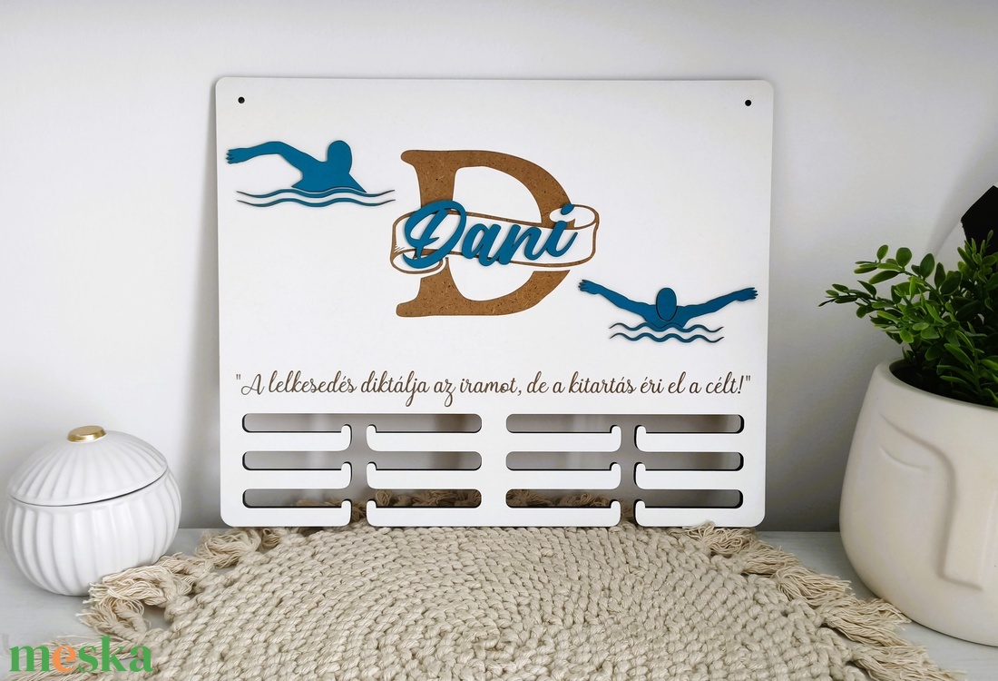 Éremtartó - úszás - otthon & életmód - dekoráció - fali és függő dekoráció - éremtartó - Meska.hu