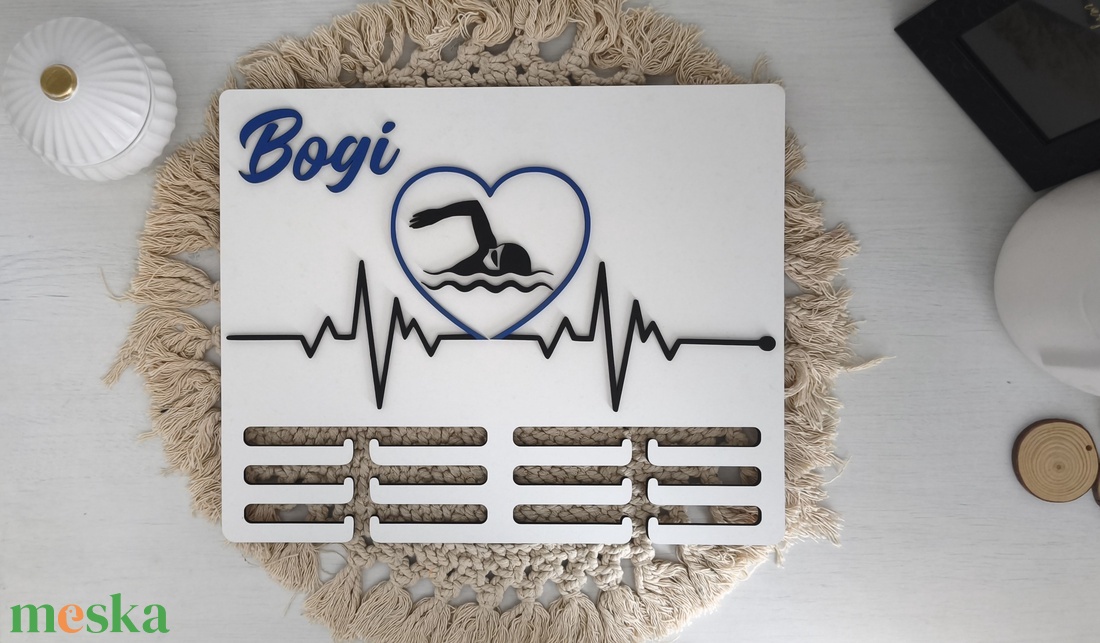 Éremtartó - úszás - otthon & életmód - dekoráció - fali és függő dekoráció - éremtartó - Meska.hu