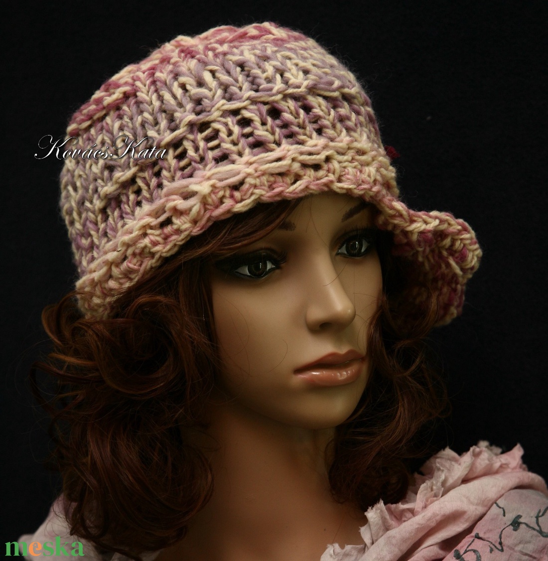 CLOCHE-ART / rózsakert - kézzel kötött bohém sapka - ruha & divat - sál, sapka, kendő - sapka - Meska.hu CLOCHE-ART / rózsakert - kézzel kötött bohém sapka - ruha & divat - sál, sapka, kendő - sapka - Meska.hu