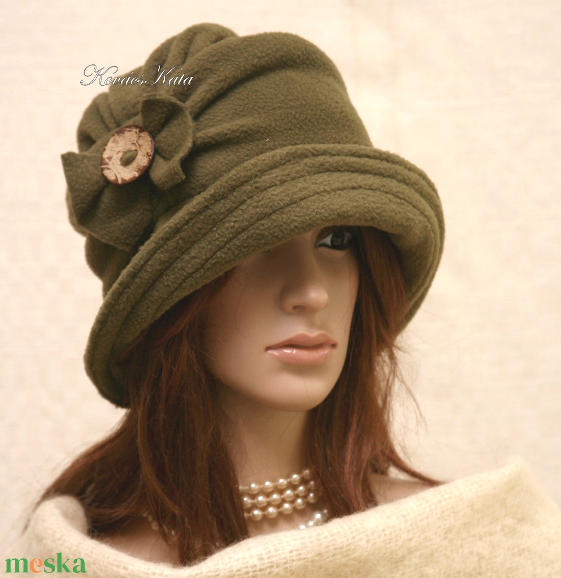 ERNA cloche - polár flapper kalap L - ruha & divat - sál, sapka, kendő - kalap - Meska.hu ERNA cloche - polár flapper kalap L - ruha & divat - sál, sapka, kendő - kalap - Meska.hu