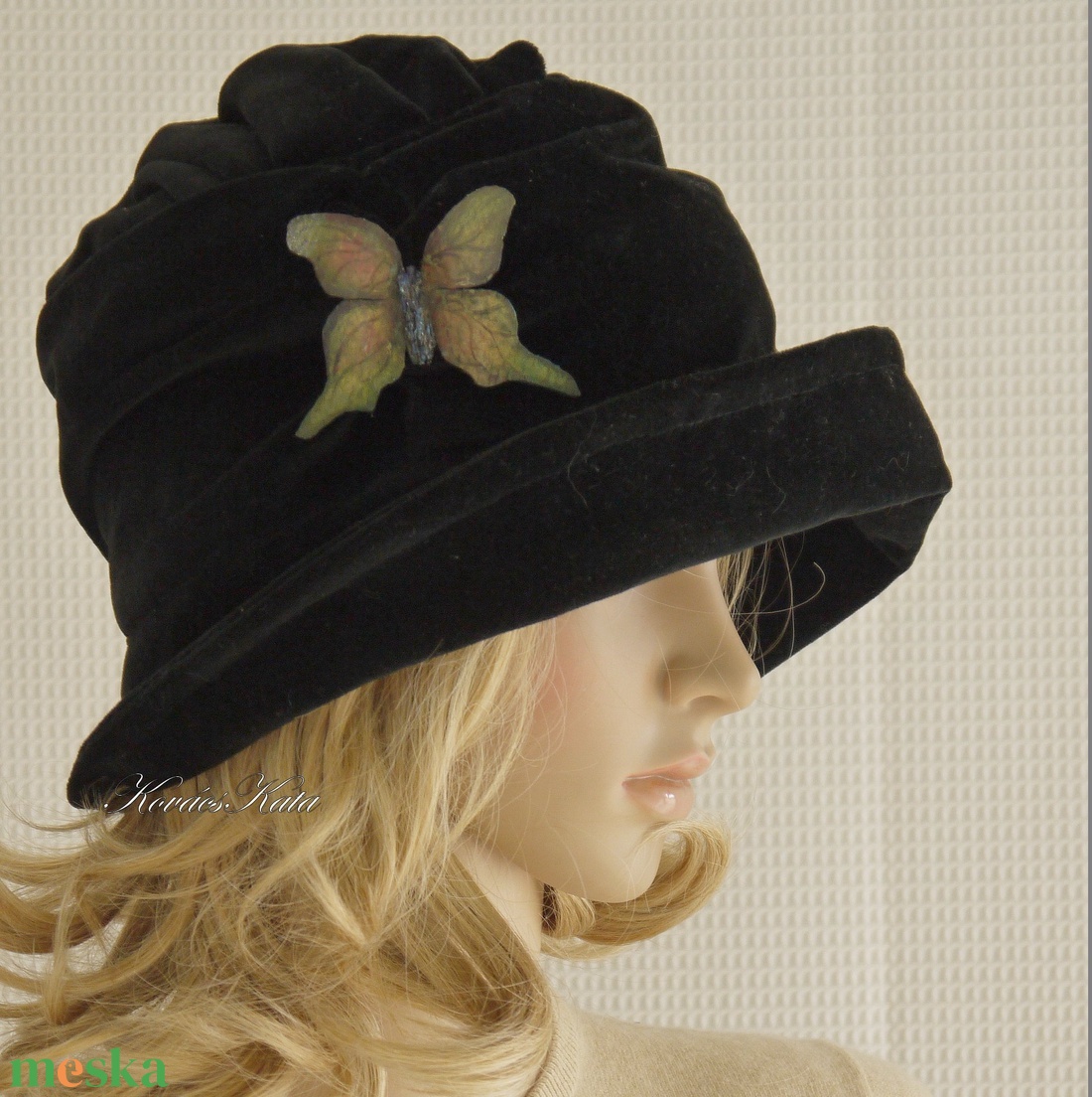 ERNA cloche - bársony flapper kalap - ruha & divat - sál, sapka, kendő - kalap - Meska.hu ERNA cloche - bársony flapper kalap - ruha & divat - sál, sapka, kendő - kalap - Meska.hu