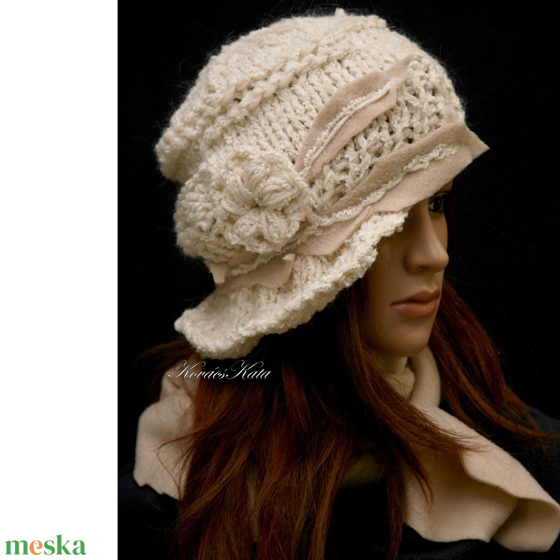 CLOCHE-ART szett - kötött kalap sállal /tört-fehér - ruha & divat - sál, sapka, kendő - sapka & sál szett - Meska.hu