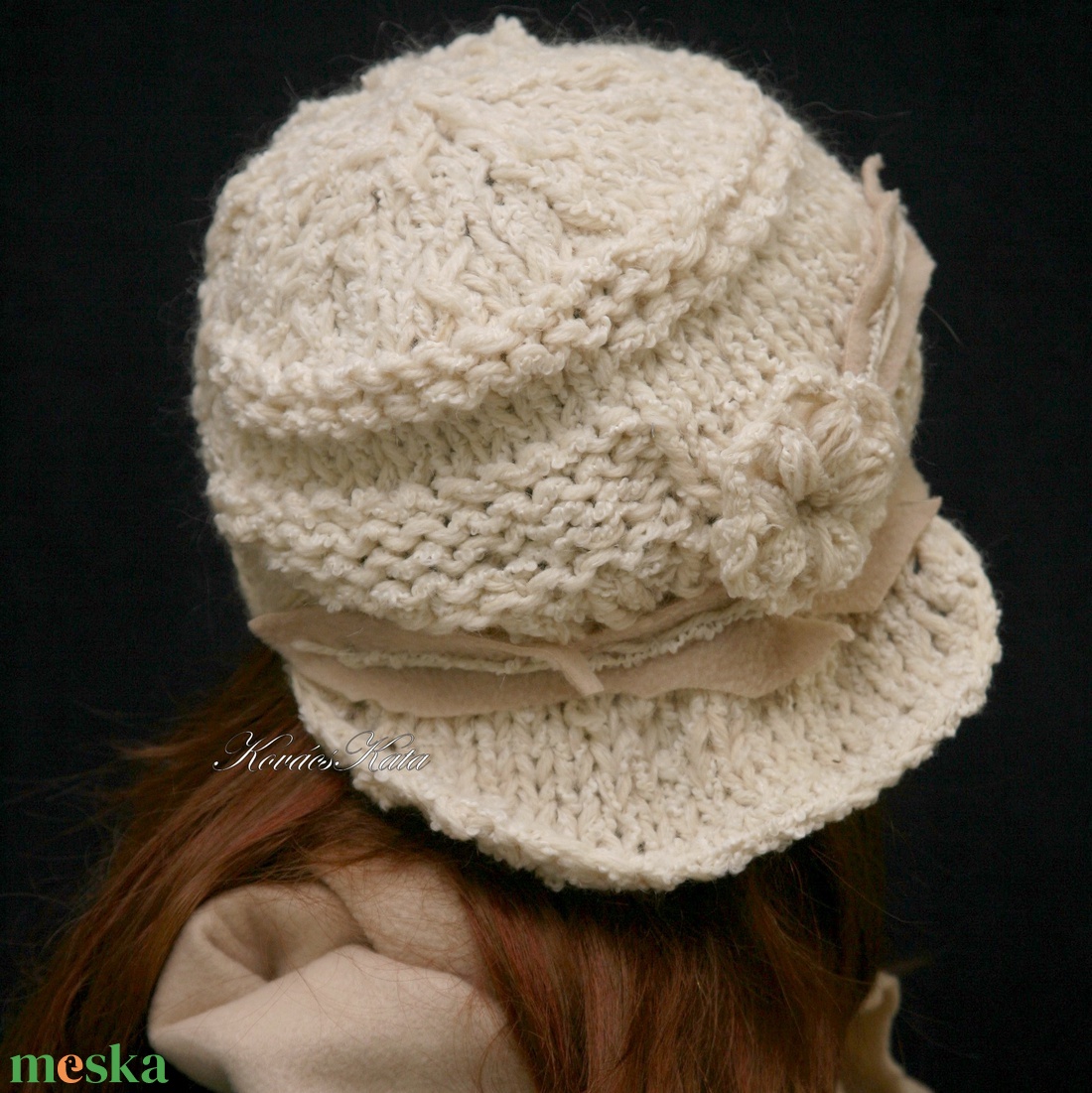 CLOCHE-ART szett - kötött kalap sállal /tört-fehér - ruha & divat - sál, sapka, kendő - sapka & sál szett - Meska.hu