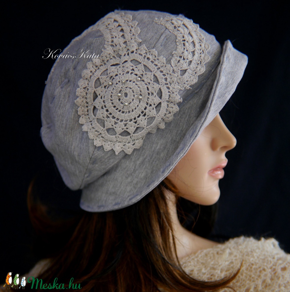 CATRINA - applikált design kalap / szürke - ruha & divat - sál, sapka, kendő - kalap - Meska.hu