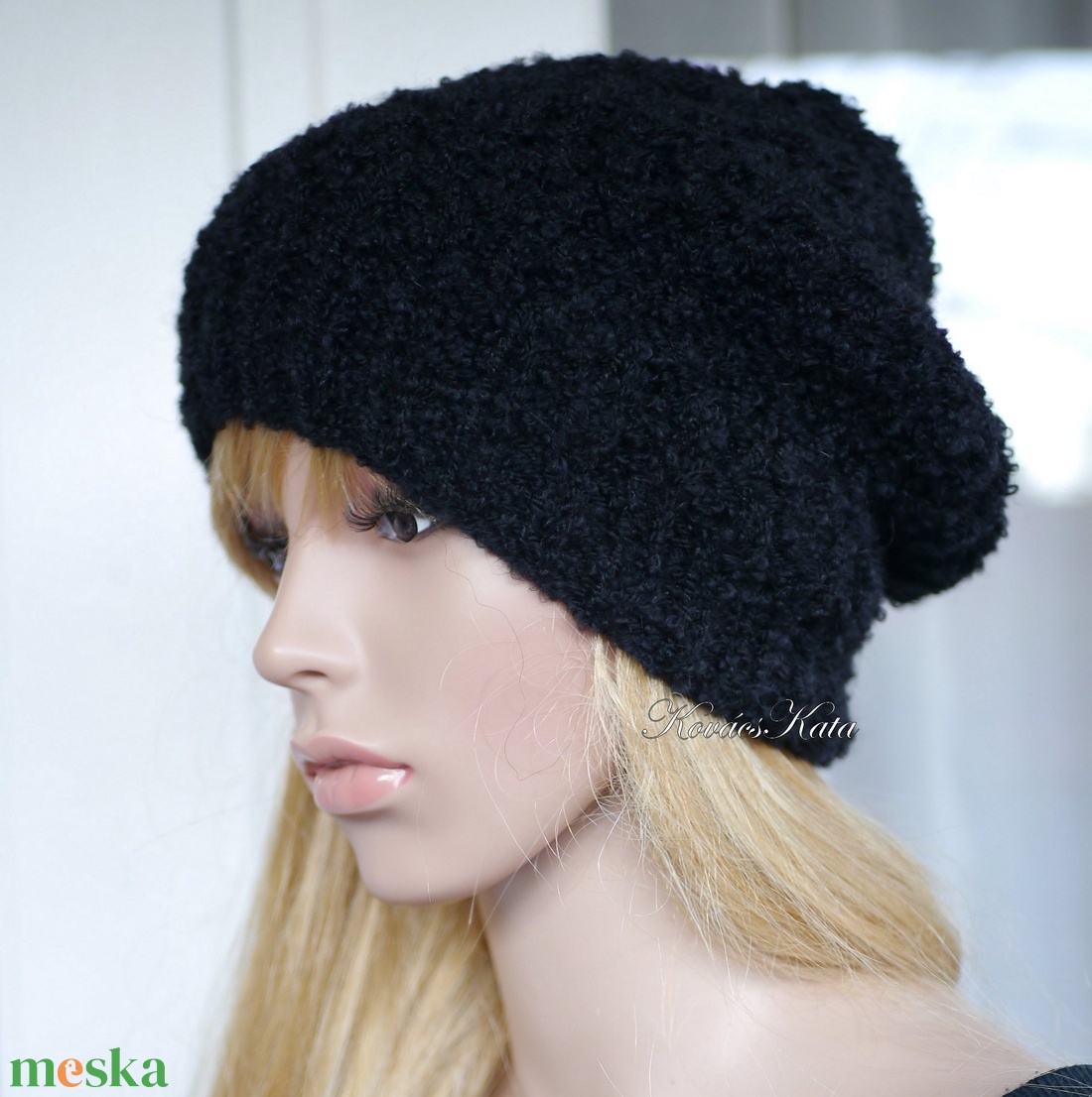 SZILVI-SAPI / alpaka-buklé - trendi kézzel kötött gyapjú sapka, beanie / fekete - ruha & divat - sál, sapka, kendő - sapka - Meska.hu SZILVI-SAPI / alpaka-buklé - trendi kézzel kötött gyapjú sapka, beanie / fekete - ruha & divat - sál, sapka, kendő - sapka - Meska.hu