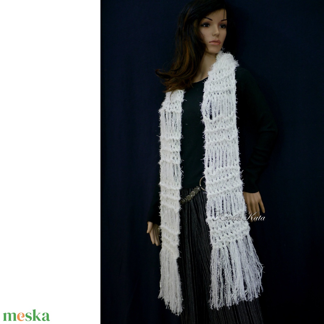 FRINGE SHAWL - extra-vastag kézzel kötött hosszú-rojtos sál / fehér - ruha & divat - sál, sapka, kendő - sál - Meska.hu FRINGE SHAWL - extra-vastag kézzel kötött hosszú-rojtos sál / fehér - ruha & divat - sál, sapka, kendő - sál - Meska.hu