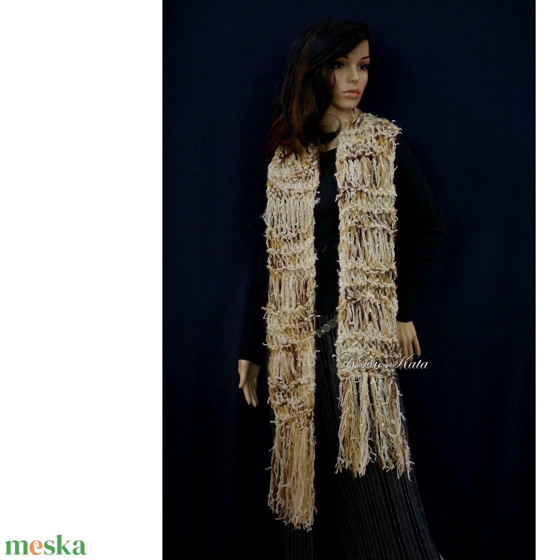 FRINGE SHAWL - extra-vastag kézzel kötött hosszú-rojtos sál / mogyorós - ruha & divat - sál, sapka, kendő - sál - Meska.hu FRINGE SHAWL - extra-vastag kézzel kötött hosszú-rojtos sál / mogyorós - ruha & divat - sál, sapka, kendő - sál - Meska.hu