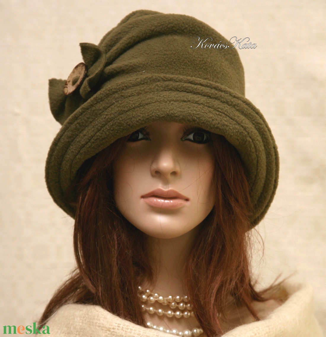 ERNA cloche - polár flapper kalap L - ruha & divat - sál, sapka, kendő - kalap - Meska.hu ERNA cloche - polár flapper kalap L - ruha & divat - sál, sapka, kendő - kalap - Meska.hu