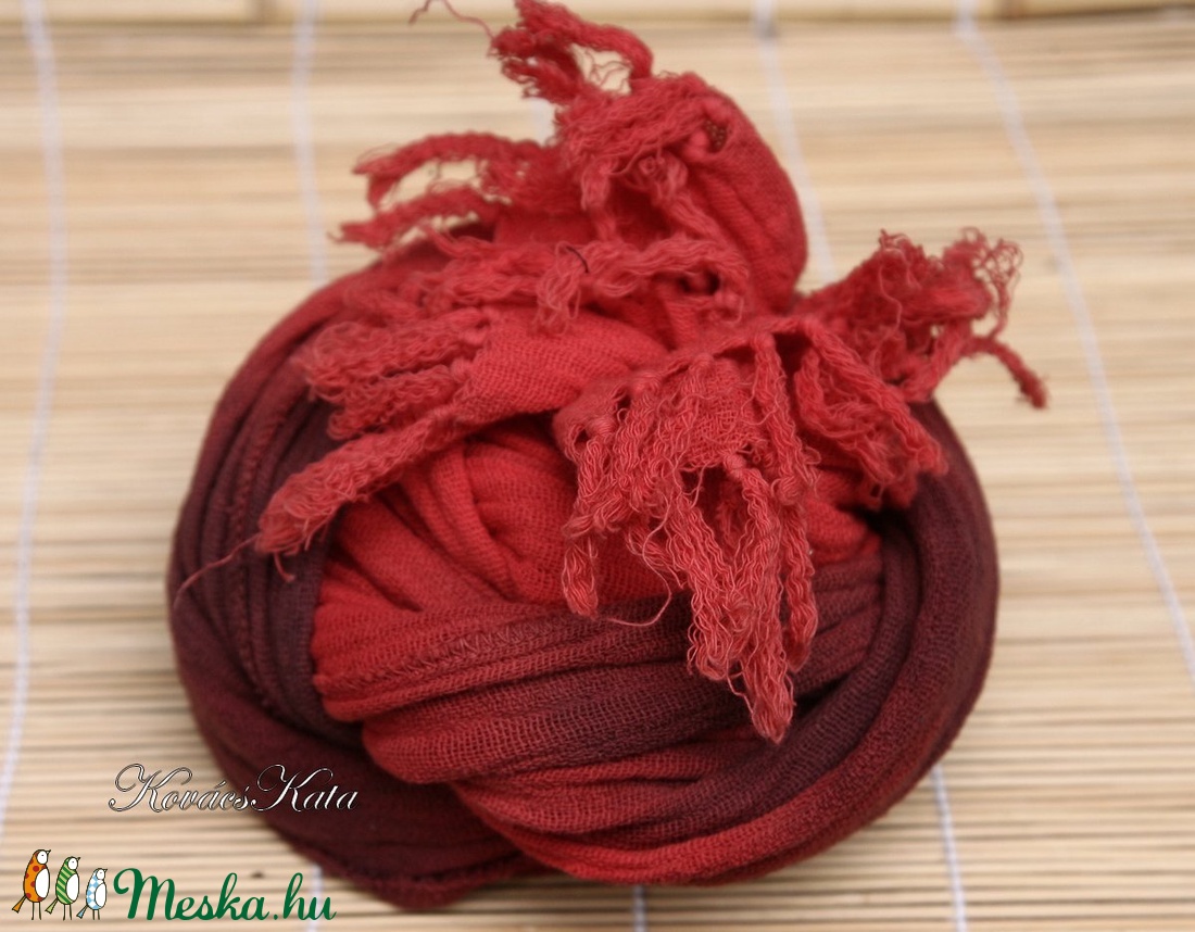 SZAFARI-SÁL / piros-fekete batikolt hosszú gézsál - ruha & divat - sál, sapka, kendő - sál - Meska.hu
