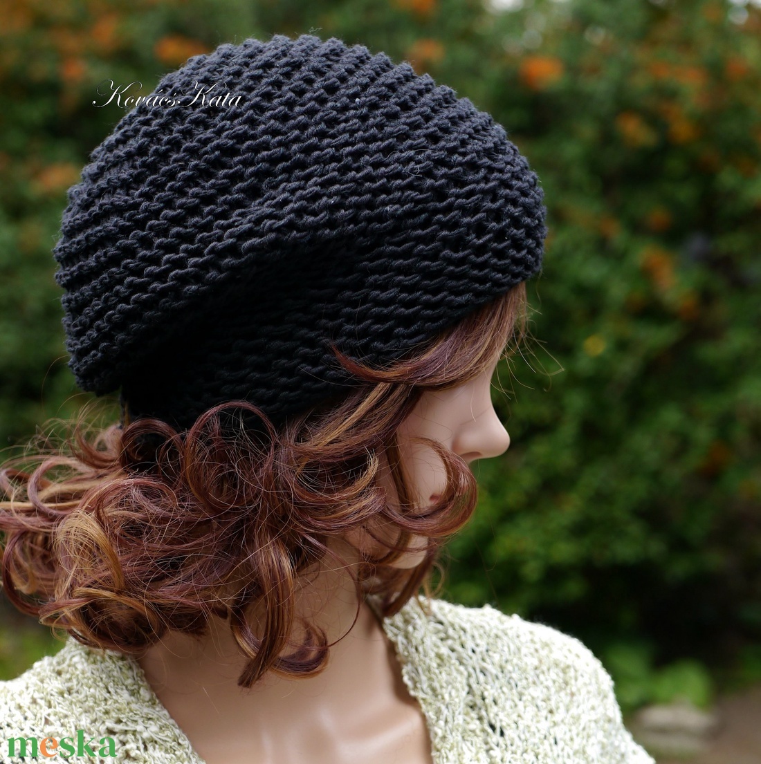 BEANIE / alma - trendi kézzel kötött pamut sapka / fekete - ruha & divat - sál, sapka, kendő - sapka - Meska.hu BEANIE / alma - trendi kézzel kötött pamut sapka / fekete - ruha & divat - sál, sapka, kendő - sapka - Meska.hu