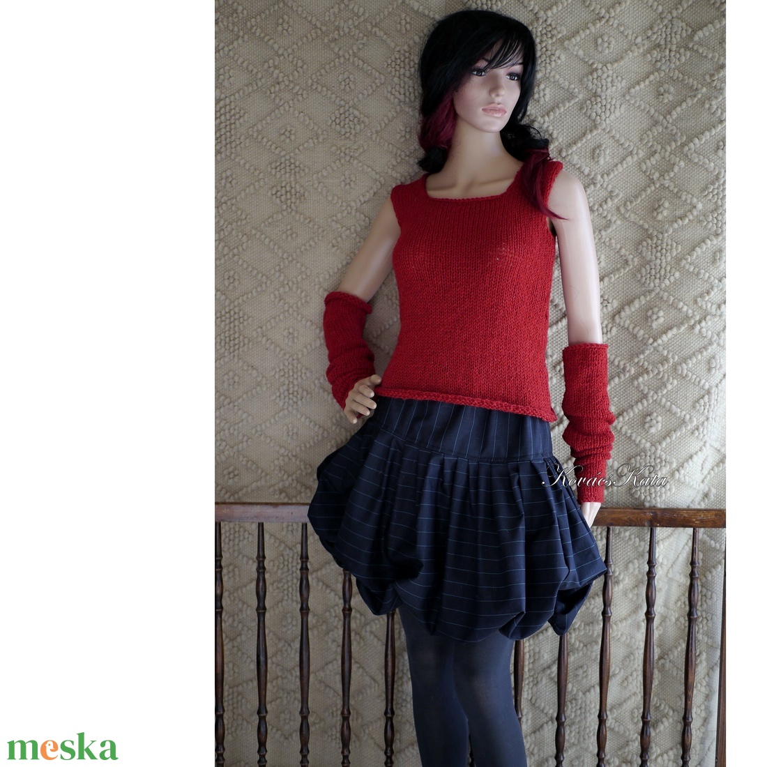 MIMI-PULCSI - kézzel kötött design pulóver kesztyűszárral / borvörös  - ruha & divat - női ruha - pulóver & kardigán - Meska.hu