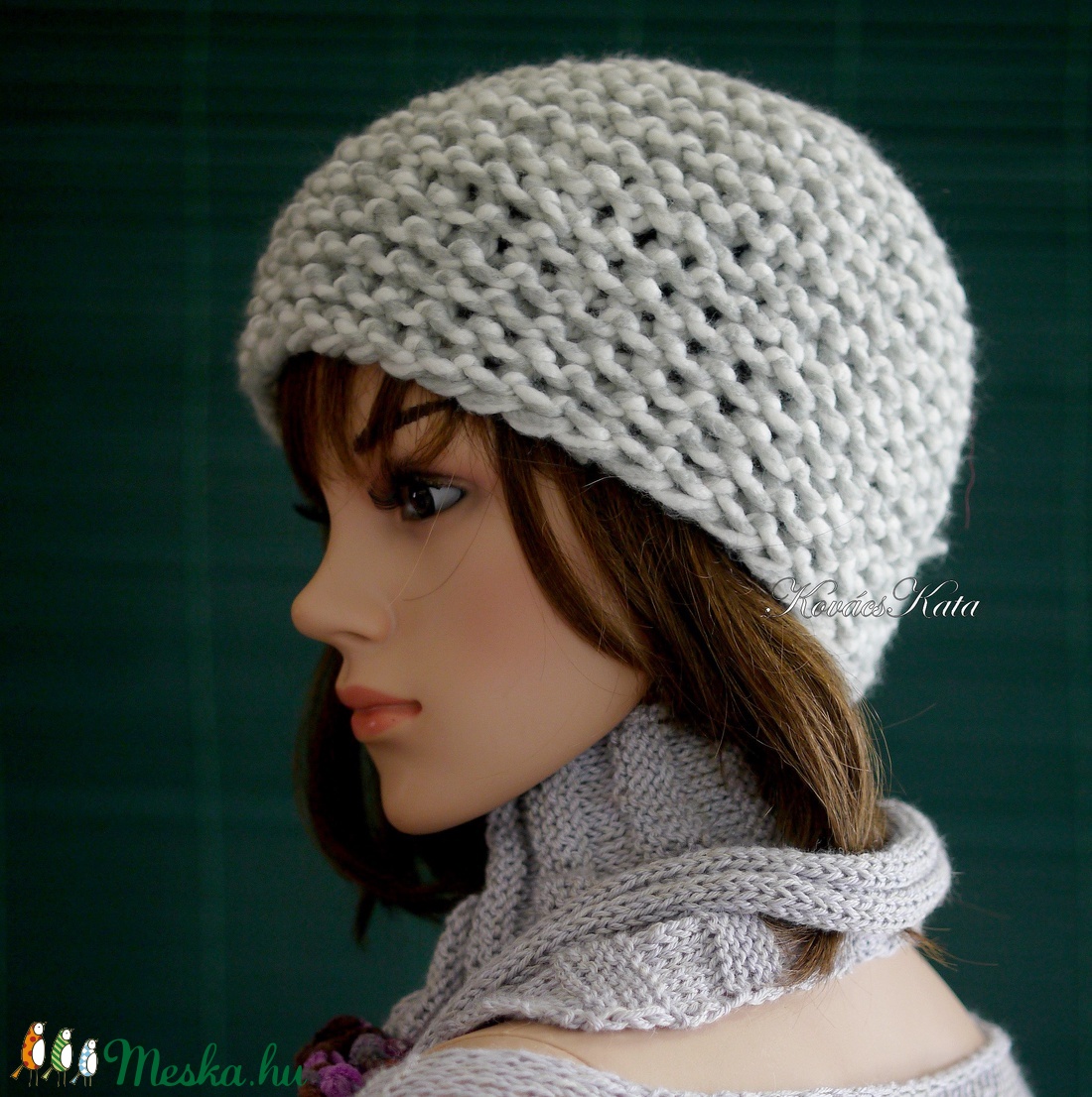 BEANIE/chunky - trendi kézzel kötött téli akril sapka / világos-szürke - ruha & divat - sál, sapka, kendő - sapka - Meska.hu BEANIE/chunky - trendi kézzel kötött téli akril sapka / világos-szürke - ruha & divat - sál, sapka, kendő - sapka - Meska.hu