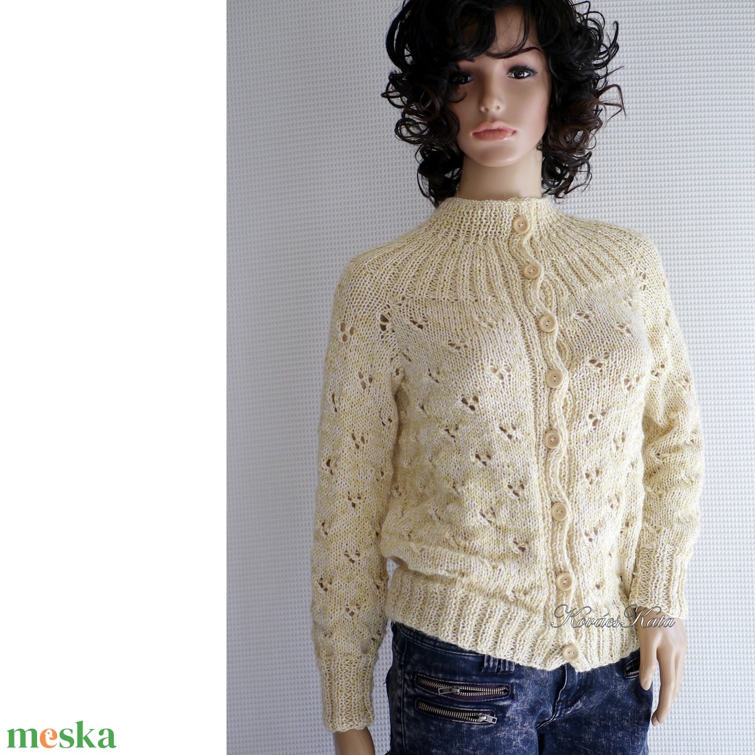 PATRÍCIA BabyAlpaca Silk - kézzel kötött exkluzív kardigán, pulóver / vanília - ruha & divat - női ruha - pulóver - Meska.hu PATRÍCIA BabyAlpaca Silk - kézzel kötött exkluzív kardigán, pulóver / vanília - ruha & divat - női ruha - pulóver - Meska.hu