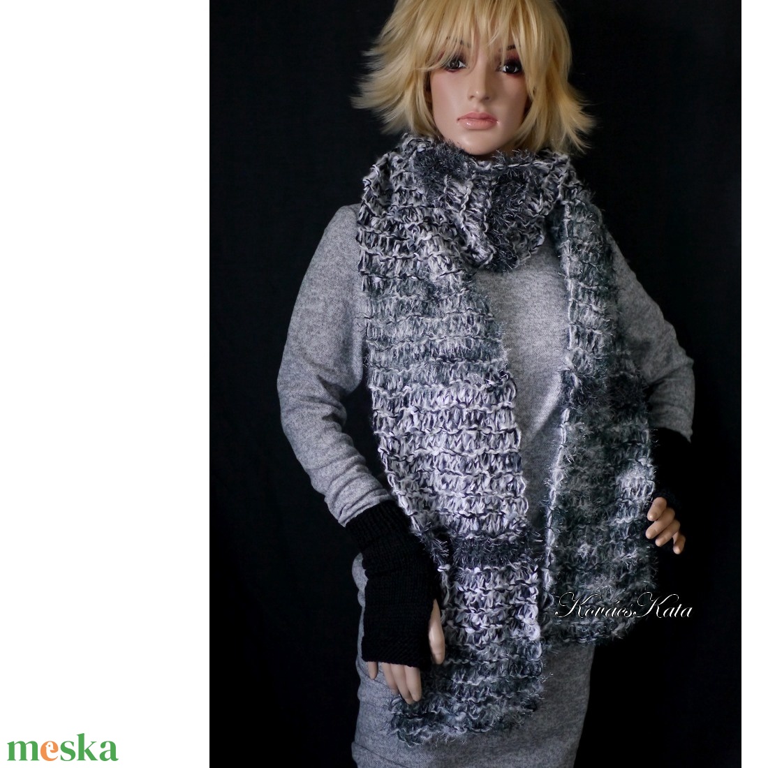 SANSA-SÁL / chunky - kézzel kötött design sál / fekete-fehér mix - ruha & divat - sál, sapka, kendő - sál - Meska.hu SANSA-SÁL / chunky - kézzel kötött design sál / fekete-fehér mix - ruha & divat - sál, sapka, kendő - sál - Meska.hu