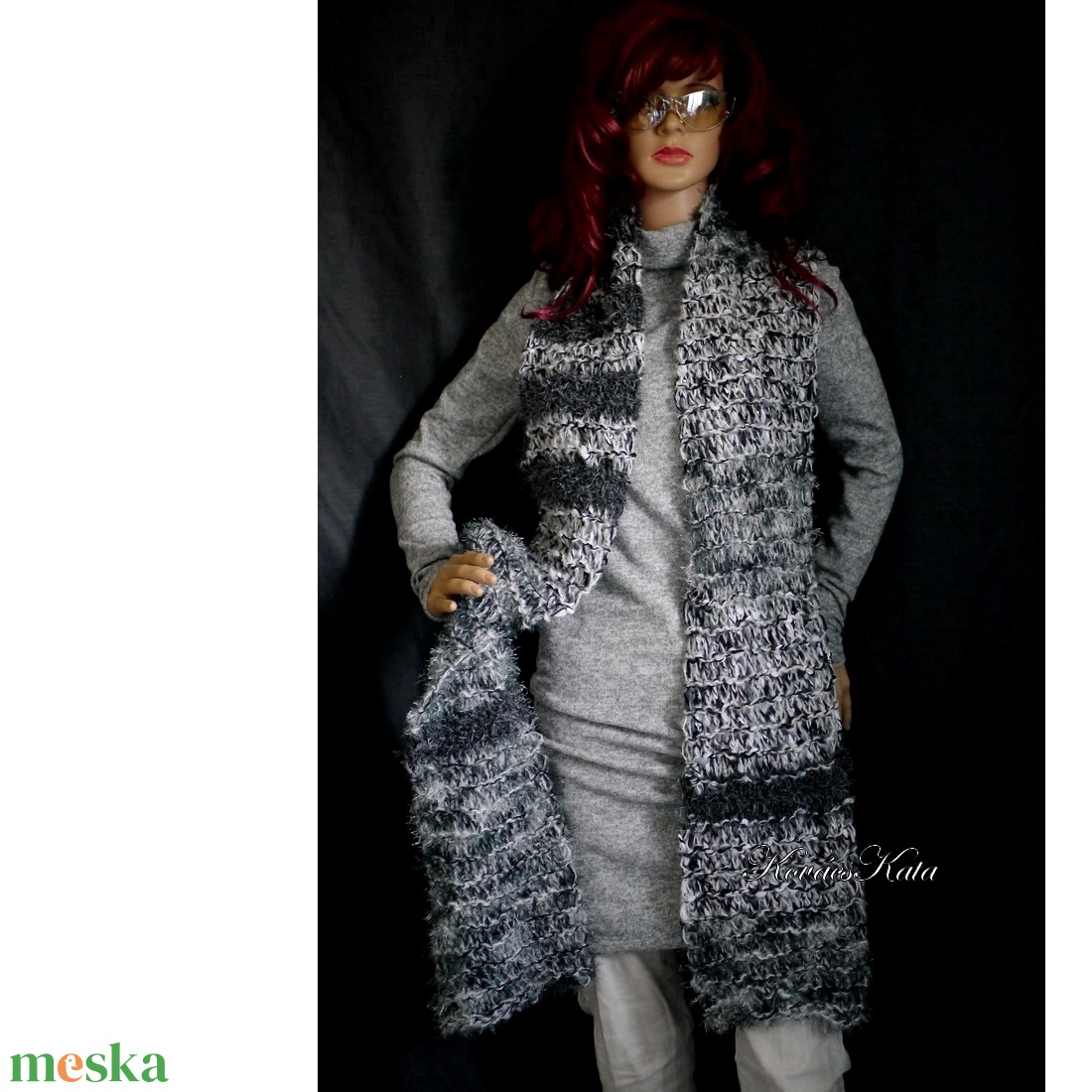 SANSA-SÁL / chunky - kézzel kötött design sál / fekete-fehér mix - ruha & divat - sál, sapka, kendő - sál - Meska.hu SANSA-SÁL / chunky - kézzel kötött design sál / fekete-fehér mix - ruha & divat - sál, sapka, kendő - sál - Meska.hu