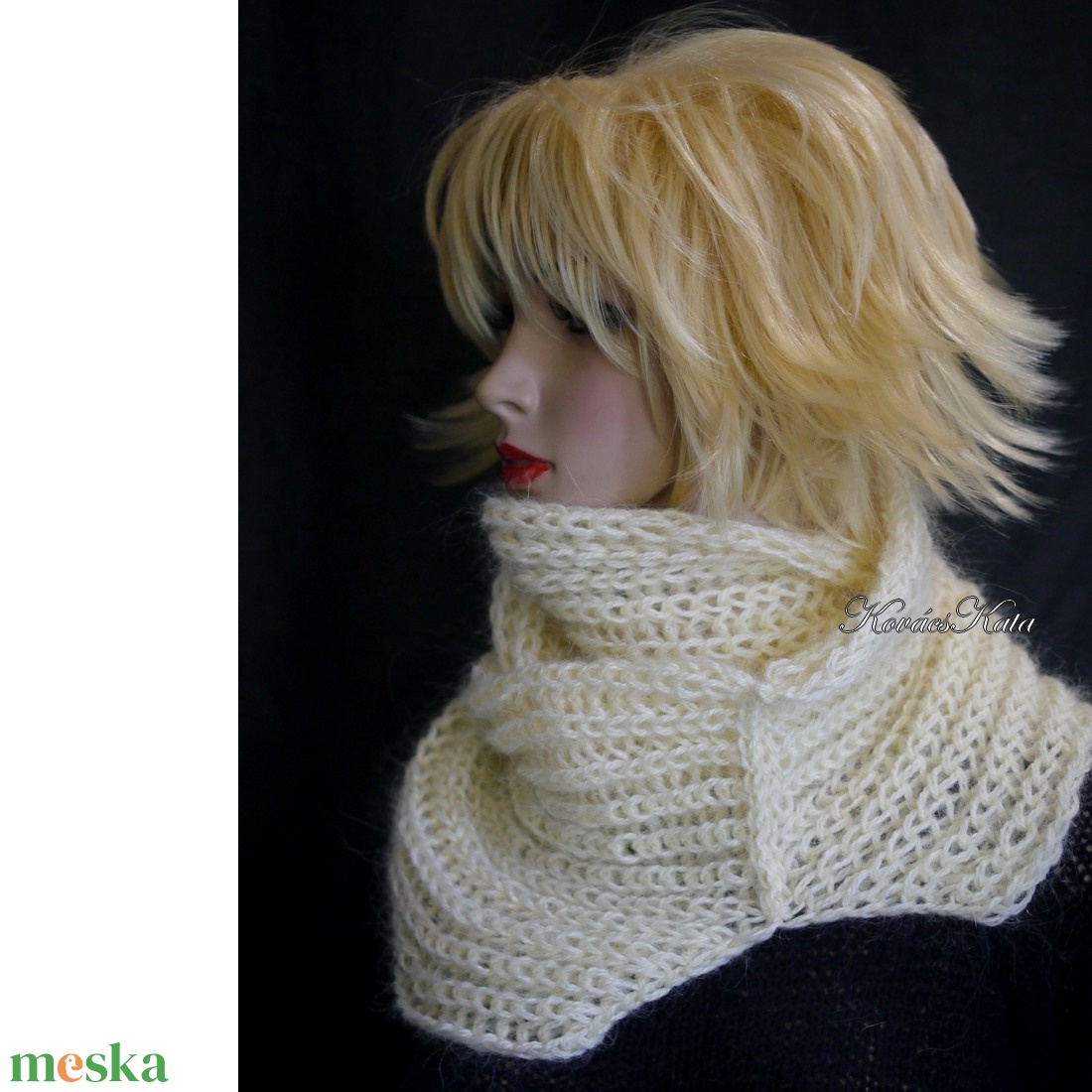 INFINITY / mohair - exkluzív kézzel kötött körsál / vaj - ruha & divat - sál, sapka, kendő - sál - Meska.hu