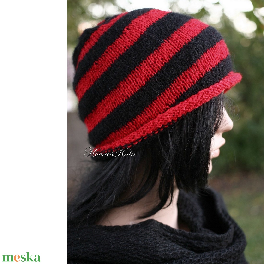 BUGSY / beanie - trendi kézzel kötött akril-selyem sapka / piros és fekete - ruha & divat - sál, sapka, kendő - sapka - Meska.hu