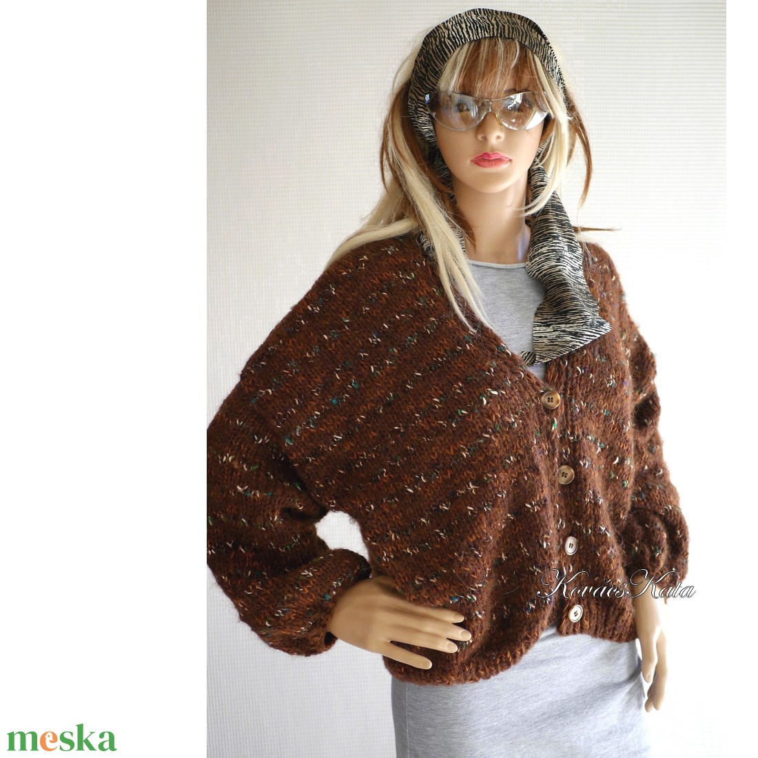 MAIA / rustic - trendi kézzel kötött chunky alpaka-mohair kardigán, pulóver - ruha & divat - női ruha - pulóver - Meska.hu MAIA / rustic - trendi kézzel kötött chunky alpaka-mohair kardigán, pulóver - ruha & divat - női ruha - pulóver - Meska.hu