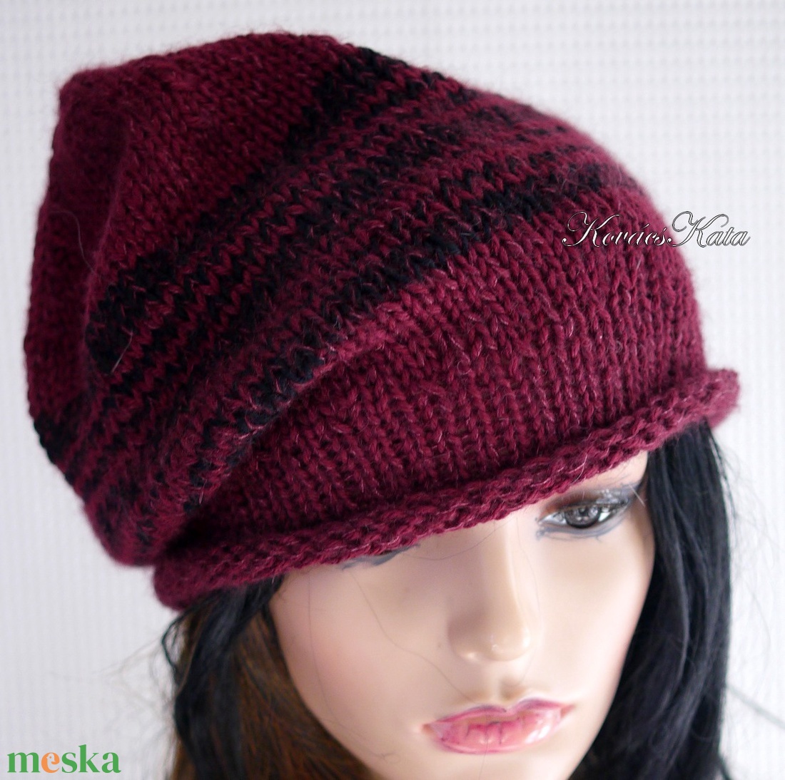 BEANIE LUX / teve - trendi kézzel kötött teveszőr-merinó-kidmohair sapka / bordó+fekete - ruha & divat - sál, sapka, kendő - sapka - Meska.hu BEANIE LUX / teve - trendi kézzel kötött teveszőr-merinó-kidmohair sapka / bordó+fekete - ruha & divat - sál, sapka, kendő - sapka - Meska.hu