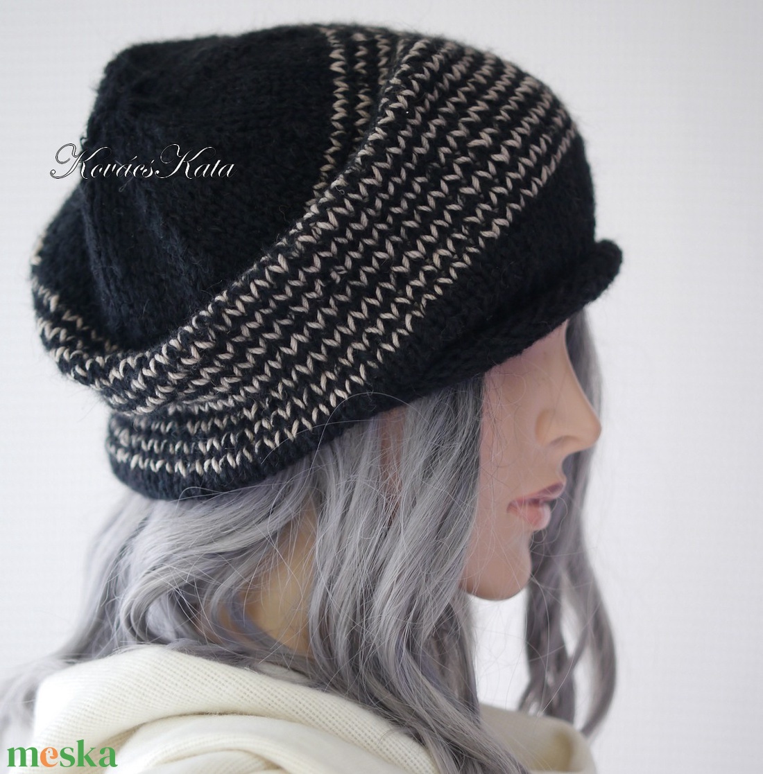 BEANIE LUX - trendi kézzel kötött angora-merinó sapka / fekete+natúr - ruha & divat - sál, sapka, kendő - sapka - Meska.hu BEANIE LUX - trendi kézzel kötött angora-merinó sapka / fekete+natúr - ruha & divat - sál, sapka, kendő - sapka - Meska.hu