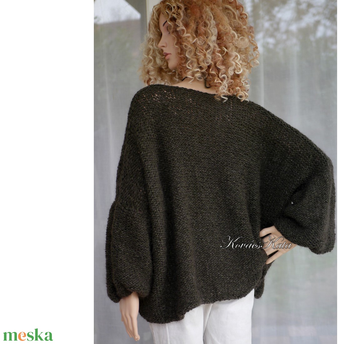 ZSÓKA / kávé - trendi kézzel kötött zsenília + silk mohair túlméretes kardigán - ruha & divat - női ruha - pulóver - Meska.hu ZSÓKA / kávé - trendi kézzel kötött zsenília + silk mohair túlméretes kardigán - ruha & divat - női ruha - pulóver - Meska.hu