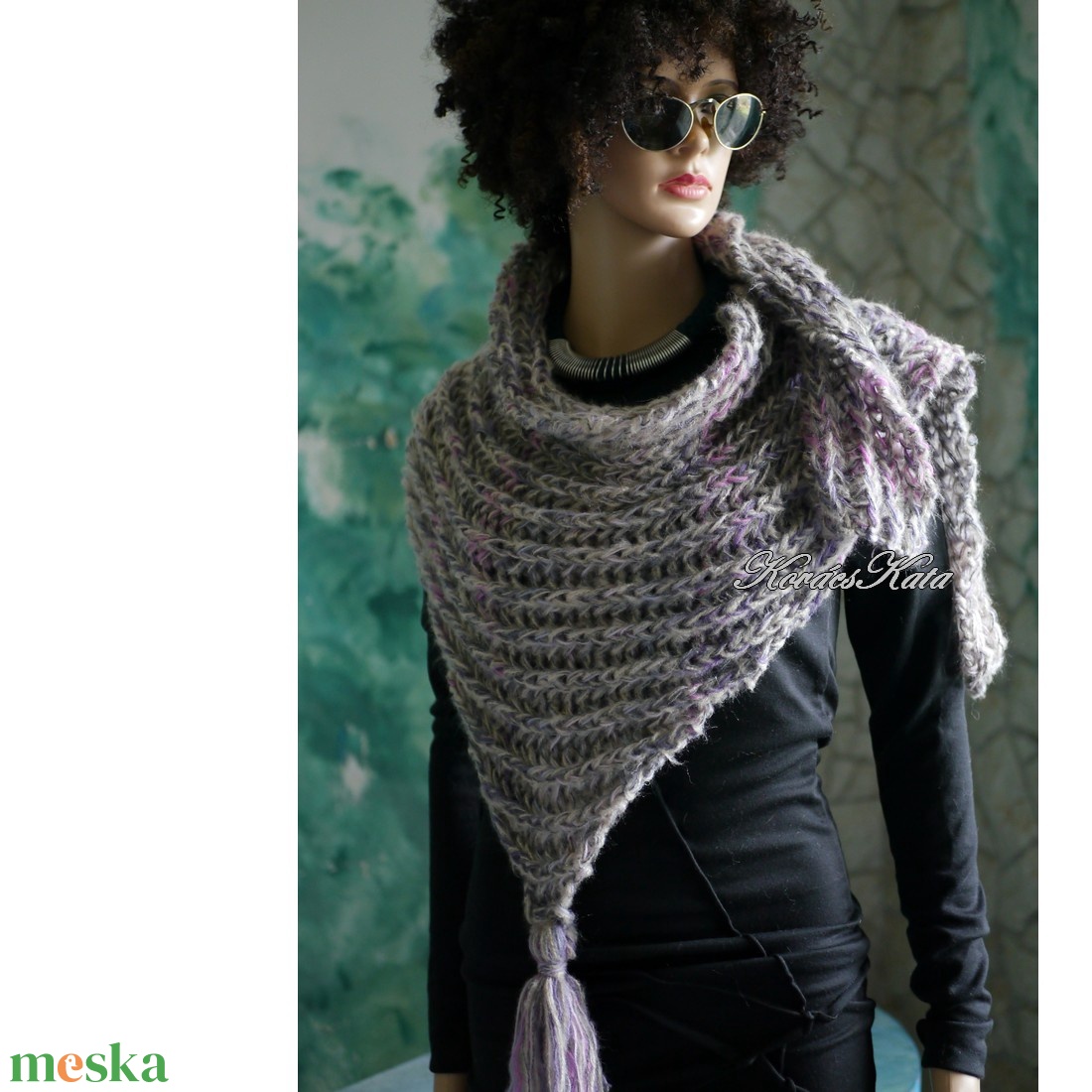 TÜNDE KENDŐ - kézzel kötött puha, vastag  vállkendő / boszorkányhab - ruha & divat - sál, sapka, kendő - vállkendő - Meska.hu