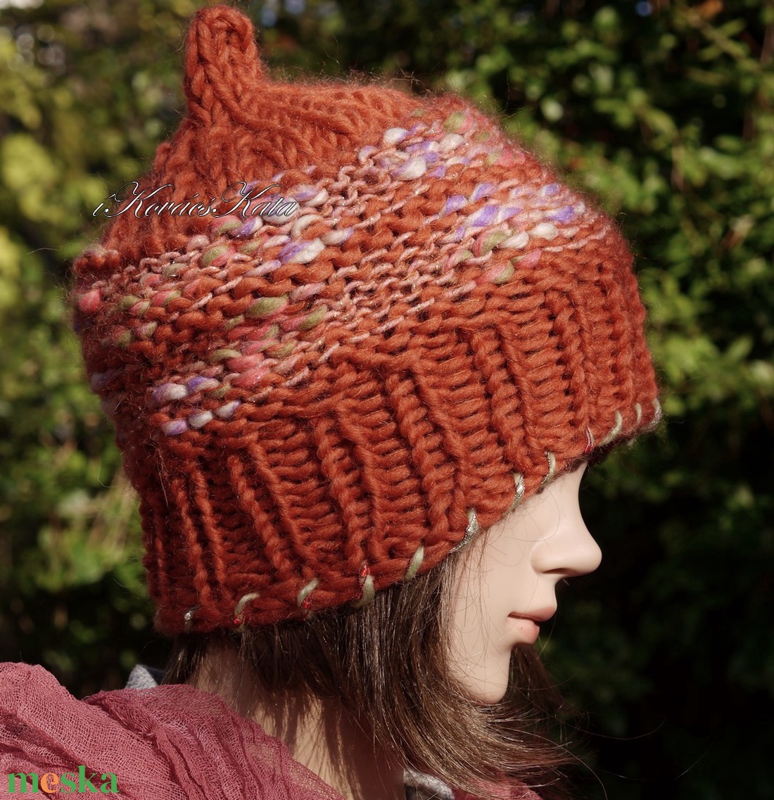 LUCA-SAPI / rőt - bohém kézzel kötött gyapjú sapka  - ruha & divat - sál, sapka, kendő - sapka - Meska.hu