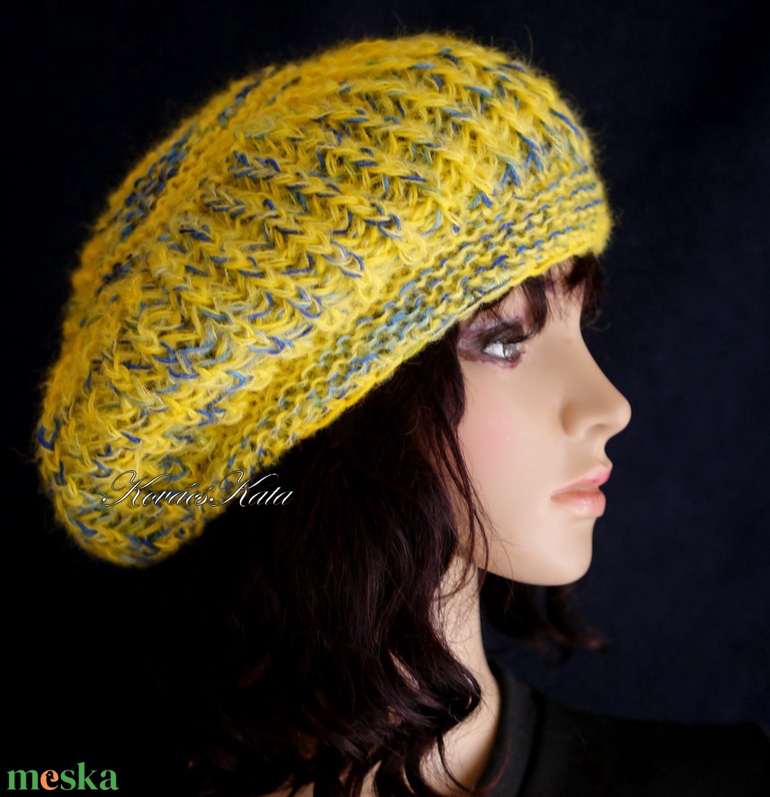 LORCA JOKER - egyedileg festett exkluzív suri-alpaka kézzel kötött sapka, barett - ruha & divat - sál, sapka, kendő - sapka - Meska.hu