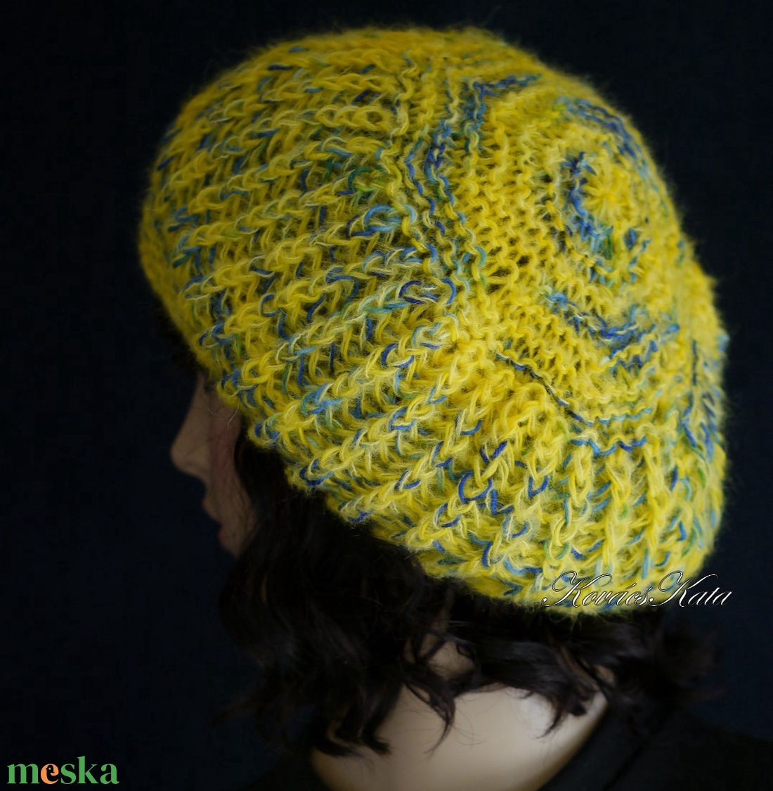 LORCA JOKER - egyedileg festett exkluzív suri-alpaka kézzel kötött sapka, barett - ruha & divat - sál, sapka, kendő - sapka - Meska.hu