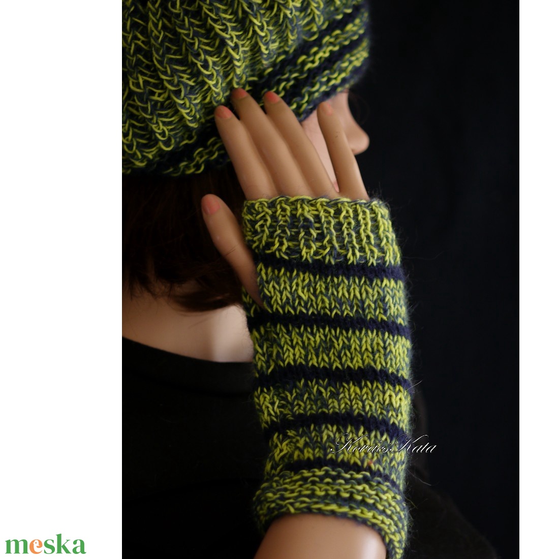 BOSZI KESZTYŰ / gyapjú - kézzel kötött rövid kesztyűszár, kézmelegítő / saláta - ruha & divat - sál, sapka, kendő - kesztyű - Meska.hu