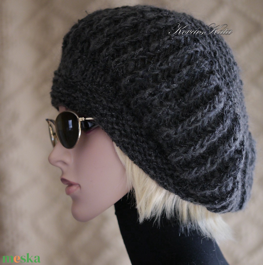 BORBÁLA / antracit - trendi kézzel kötött sapka, barett - ruha & divat - sál, sapka, kendő - sapka - Meska.hu