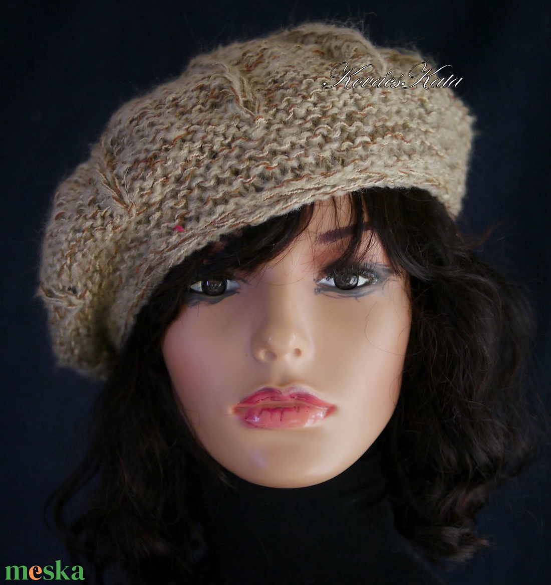 ANETT BARETT / marcipán - kézzel kötött bourette-selyem sapka - ruha & divat - sál, sapka, kendő - sapka - Meska.hu