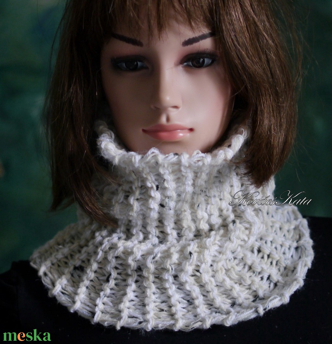 TEKNŐCKE / akril - kézzel kötött kámzsa, csősál, nyakmelegítő - ruha & divat - sál, sapka, kendő - sál - Meska.hu