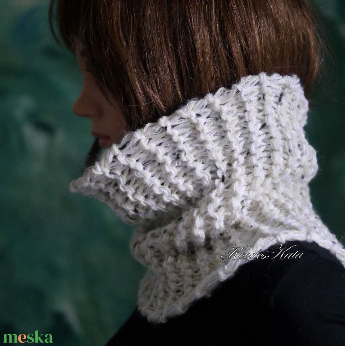 TEKNŐCKE / akril - kézzel kötött kámzsa, csősál, nyakmelegítő - ruha & divat - sál, sapka, kendő - sál - Meska.hu